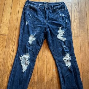 Judy Blue size 16W distressed jeans